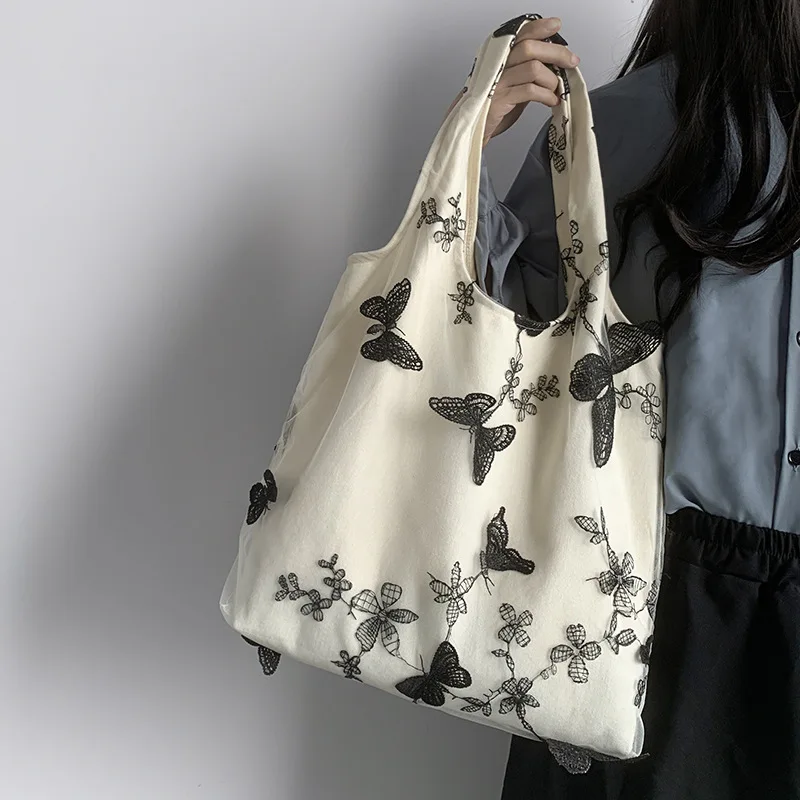 Shoulder Bag For Women 2023 Summer New Embroidered Butterfly Lace Large Capacity Handbag Fashion Versatile Commuter Shopping Bag