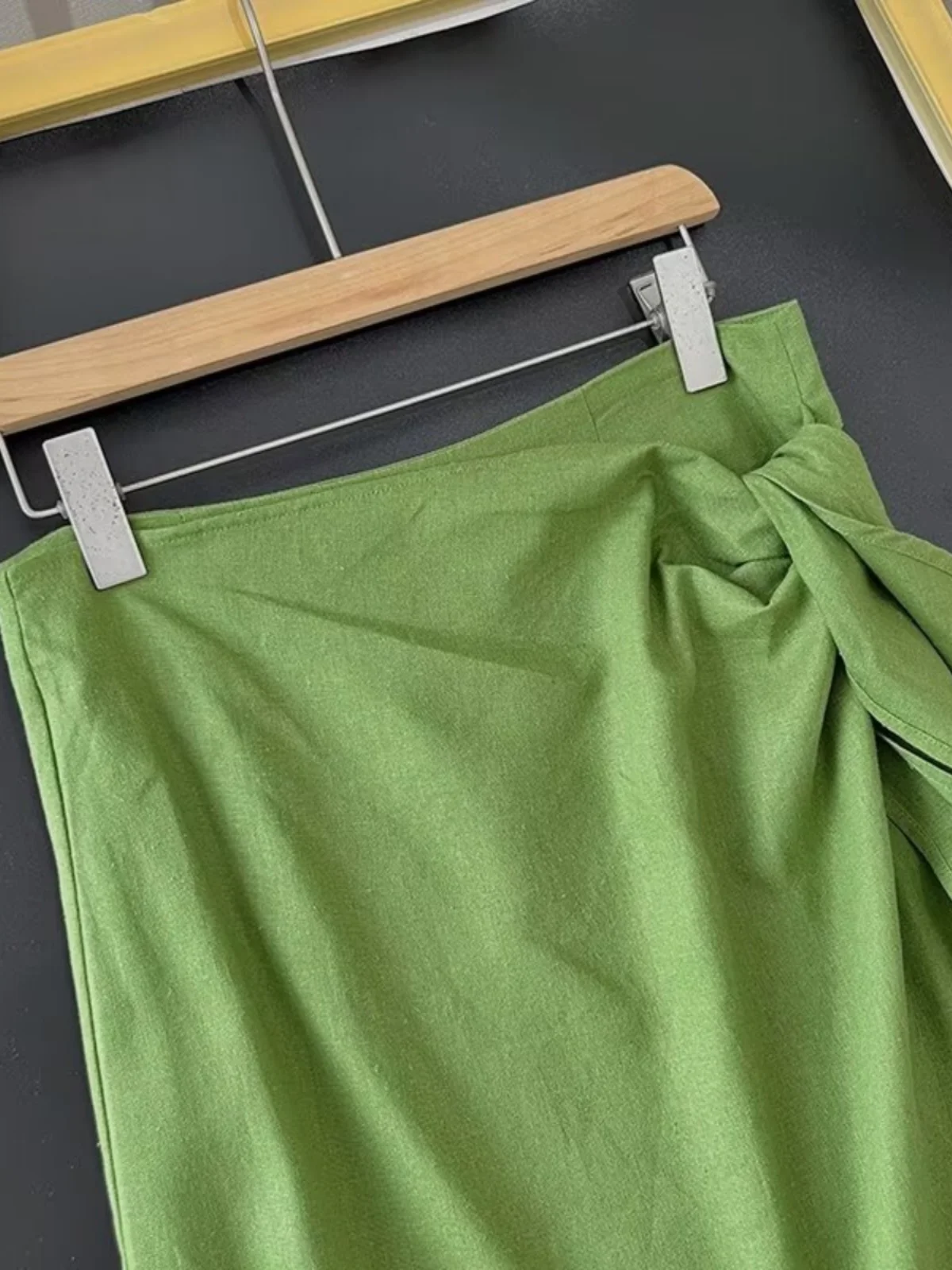 High Waist Green Cotton Lin Wrap Style Half Body Skirt Women's Summer Fashion Tied Knot Design Split Mid-Length Skirt