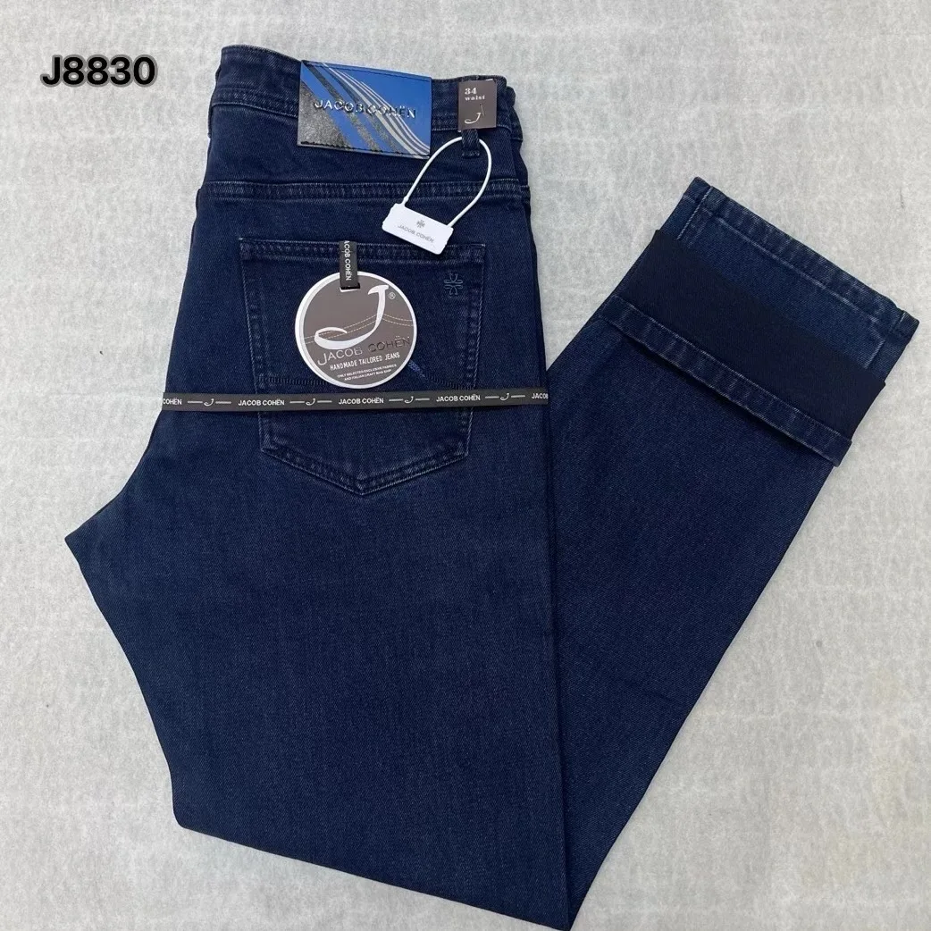 

High-Quality Luxury Straight Leg Men's Jeans Denim Casual Comfortable Lightweight Premium Quality Fall Winter Collection