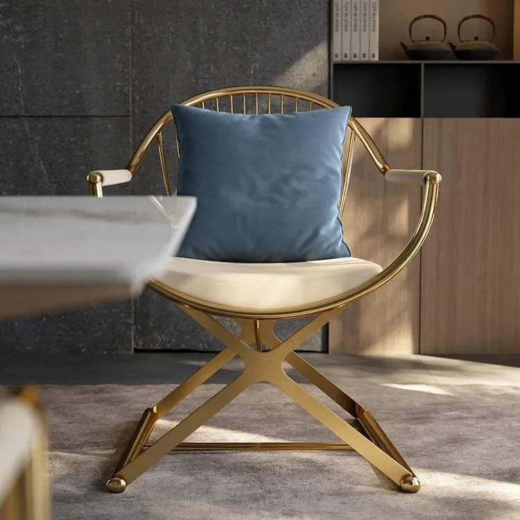 Cadeira traseira confortável de aço inoxidável, combinação de mesa de chá e cadeira de design sofisticado