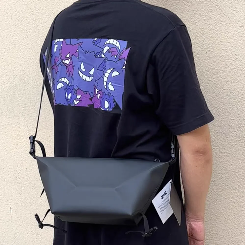 حقيبة Hyperlon Crossbody Sling - حقيبة حمل يدوية مقاومة للماء للتخييم والغوص والمشي لمسافات طويلة والرياضات المائية