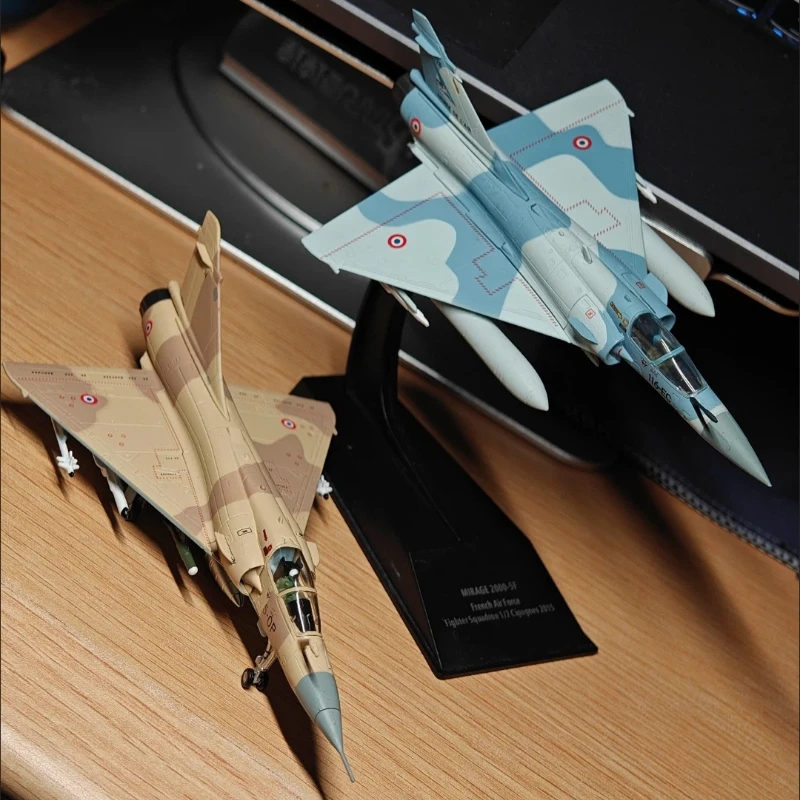 

Model Aircrafts 1:100 French Mirage 2000 Toy Planes Fighter Jet Military Aircraft Model Finished Product Collectible Gifts