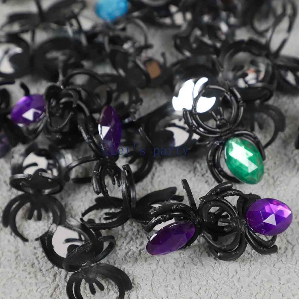 30Pcs Novelty Halloween Plastic Gemstone Spider Ring Toys for Kids Birthday Halloween Party Favors Goodie Bag Pinata Fillers