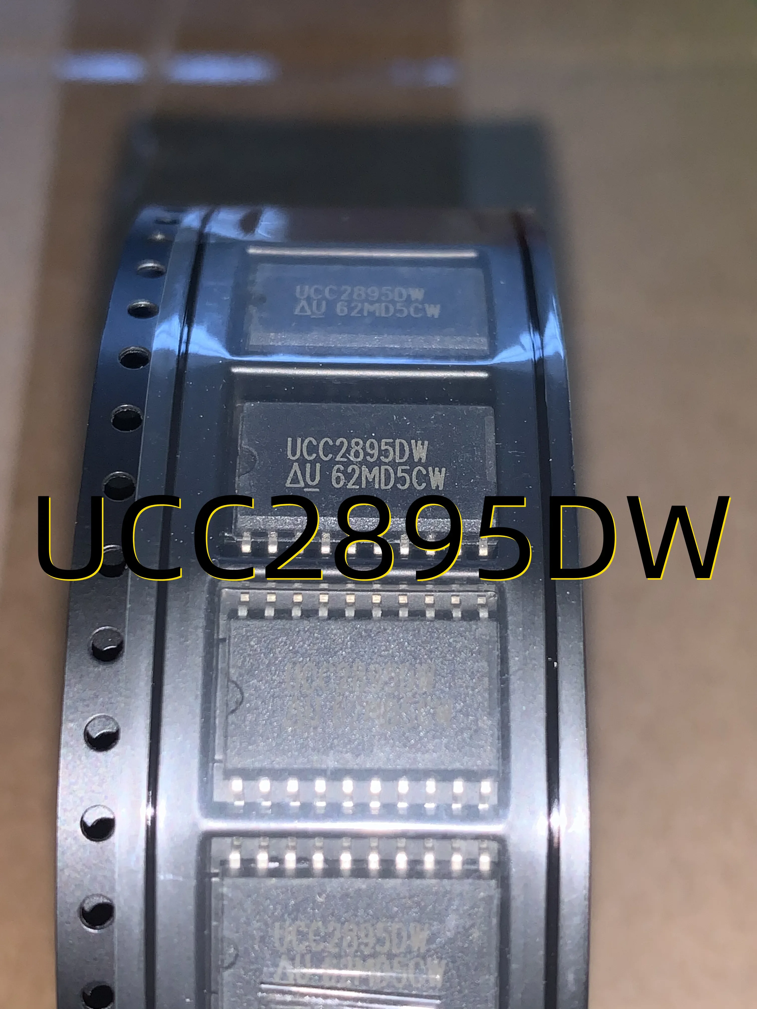 UCC2895DW