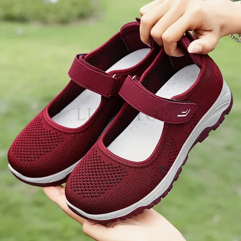 Women Flat Shoes New Anti Slip Sports Summer Breathable Mesh Travel Casual Comfortable Lightweight Flat Sneakers for Women