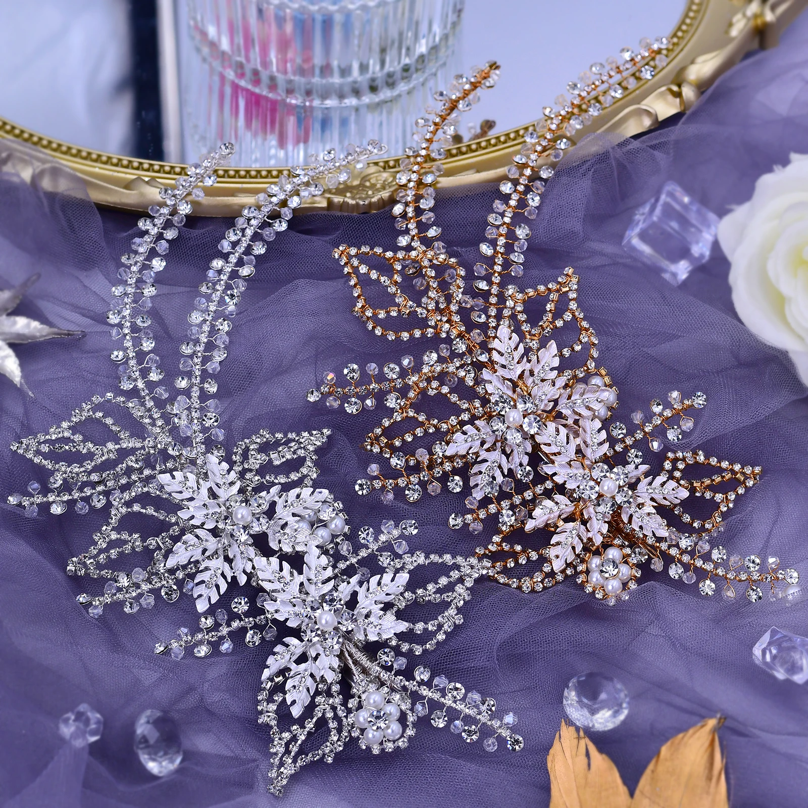 Wedding Bridal Flower Crystal Hair Bridal Hairpins Flower Rhinestone Side Hairpin Floral Alloy Hair Clip for Women\'s Hair HP254