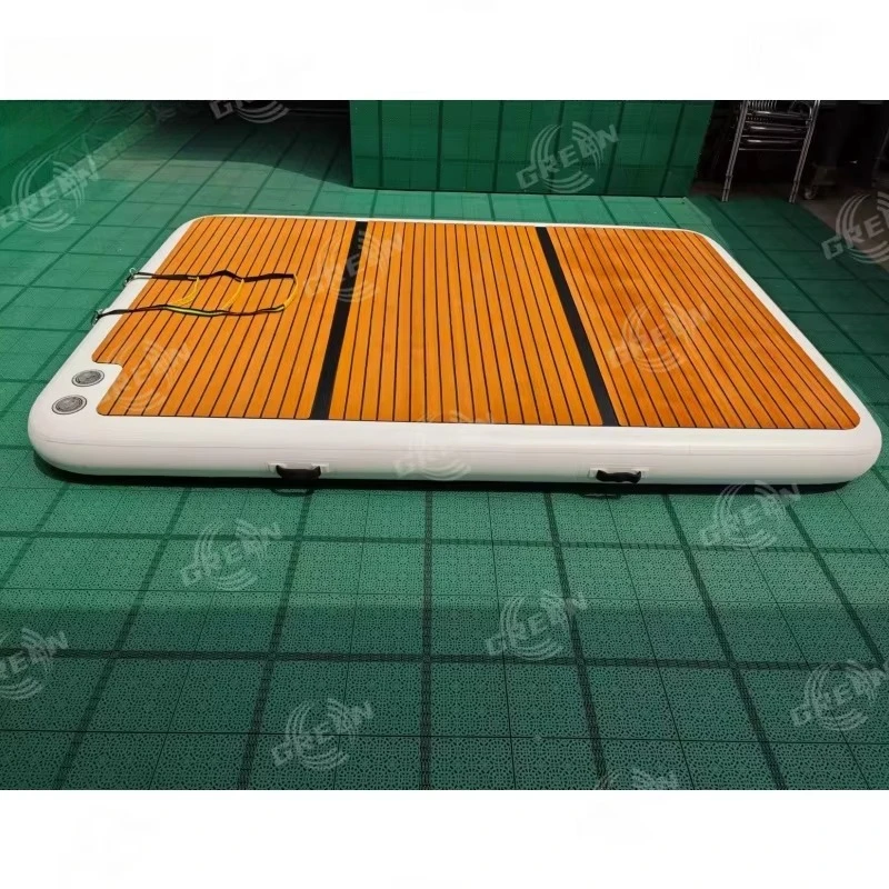 Green U-Shape Dock for Jet Ski and Boat Floating Dry Dock Ponton Water Play Equipment for Lake
