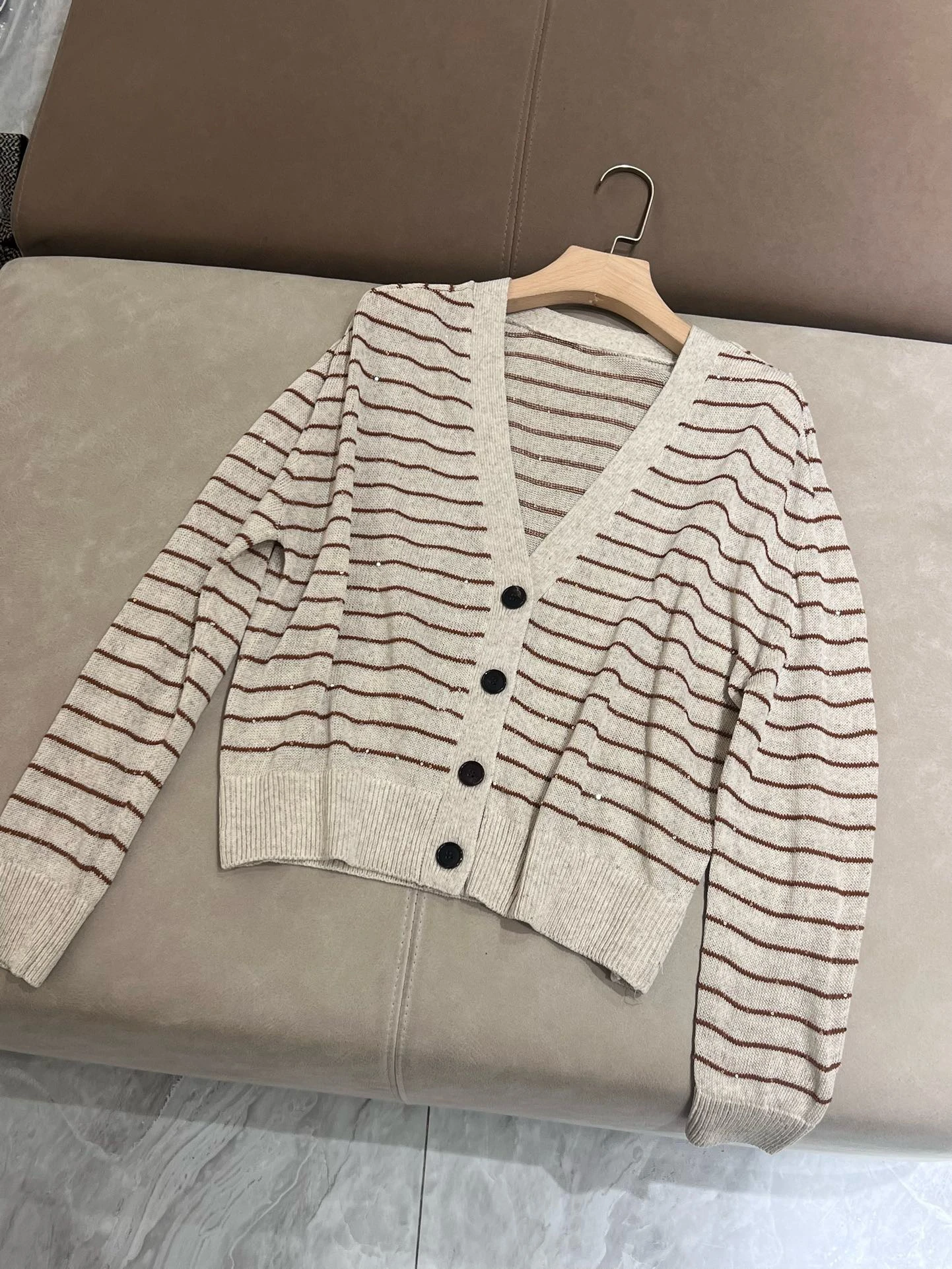 Cardigan in lino a righe con paillettes da donna autunno B * C giacca sottile lavorata a maglia tutto-fiammifero dimagrante allentata