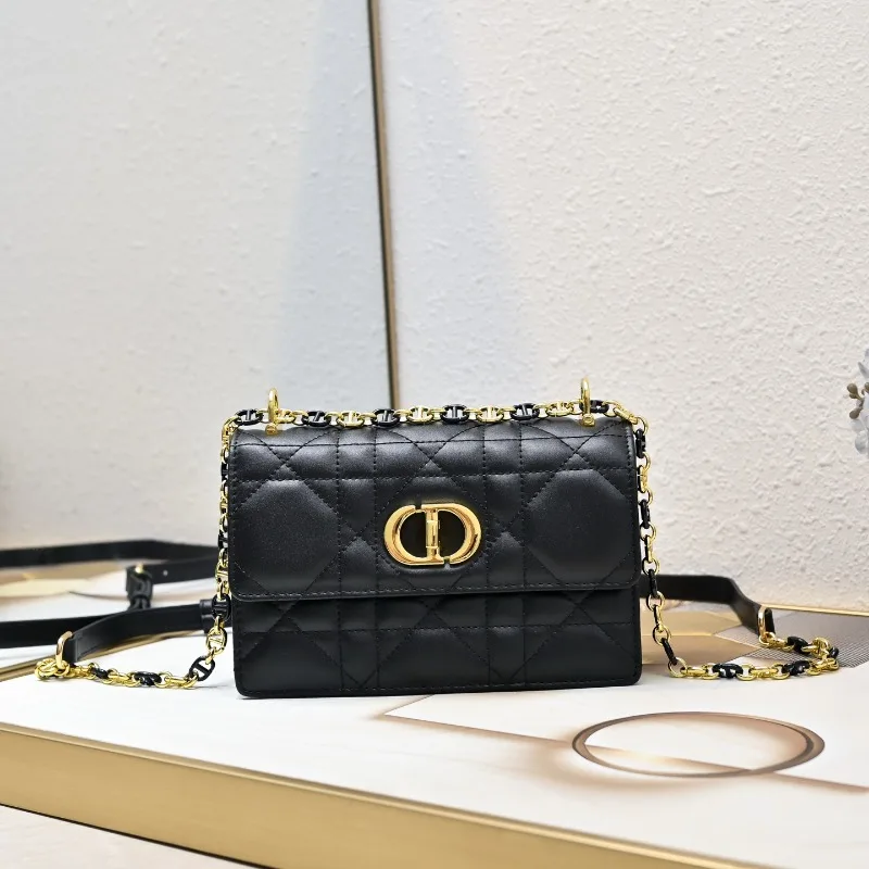 

Women Rattan Grid Chain Bag Minimalist Niche Texture Portable Handle Shoulder Crossbody Versatile Casual Purse