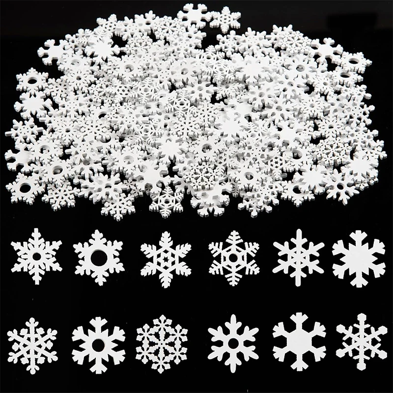 50 Stück 2cm Holz-Schneeflocken-Ornamente Weihnachtsbaum-Anhänger DIY Bastelbedarf Weihnachtsparty-Dekorationen Zubehör
