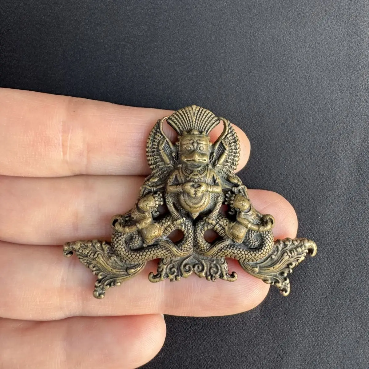 Tibet Tibetan Garuda thunderbird and snake amulet Statues Figurines Lucky Ornaments Home Decoration gifts