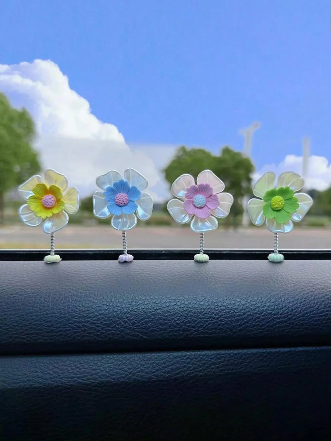 Kkjoy 5Pcs Macaron Flower Car Console Decorations Cute Fresh Healing Shaking Head Design New Car Interior Accessories