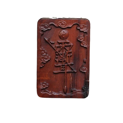 

Lightning strikes on jujube wood taboo gossip pendants Taoist artifacts personal accessories old materials dark carved ornaments