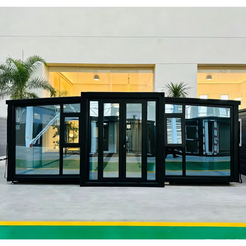Double Wing Expandable Breathable Farmhouse Design Container Prefab House for Construction Site Office Durable Economic 5 Year