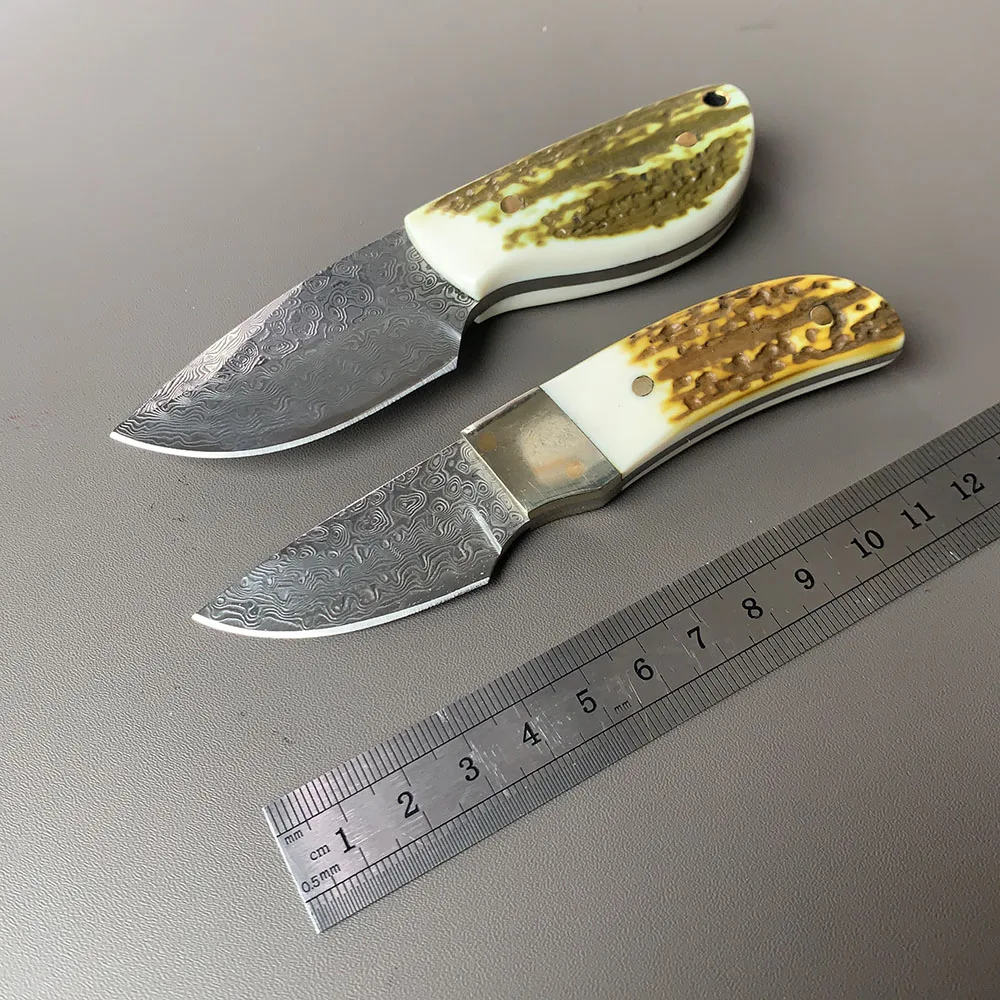 

Damascus Steel Sharp Mini Fixed Blade Knife EDC Deer Horn Imitation Handle Outdoor Camping Pocket Knives With Leather Case