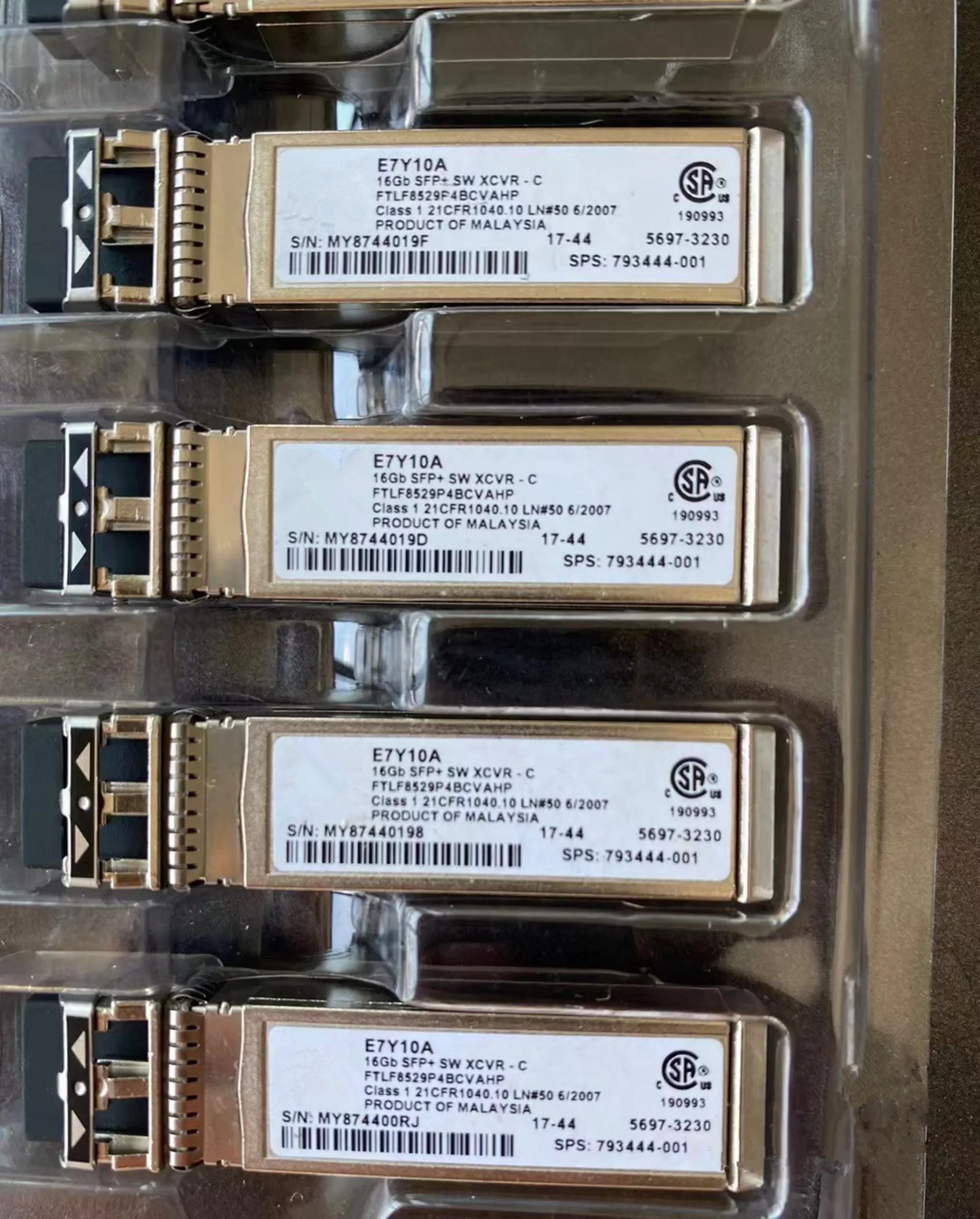 

850NM Switch Adapter 16G Transceiver E7Y09A E7Y10A FTLF8529P4BCVAHP 793443-001/793444-001 SFP+ XCVR SW Optical Fiber 16GB