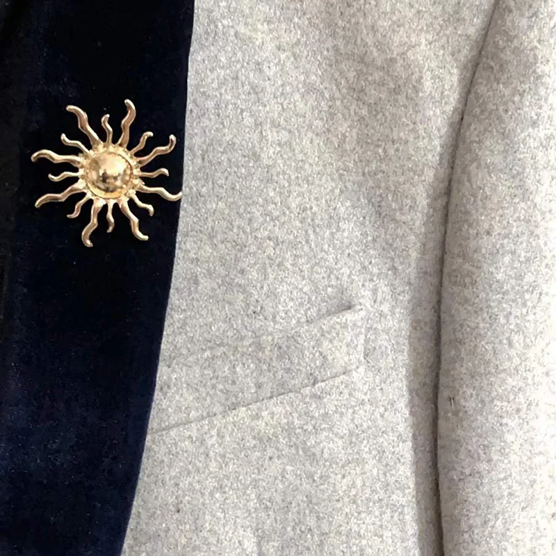Spilla personalizzata con sole dorato alla moda, colletto antiscivolo in metallo, maglione da donna, camicia, scollatura, accessori fissi per gioielli