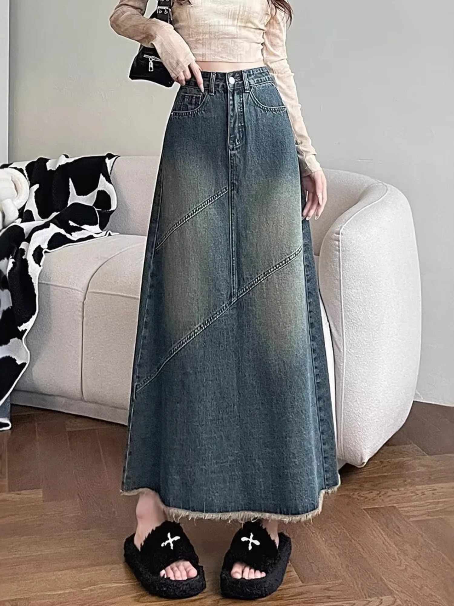 Women's High Waist Denim Long Skirt Vintage Wash A-Line Jean Skirt with Back Slit Raw Hem Casual Maxi Skirt