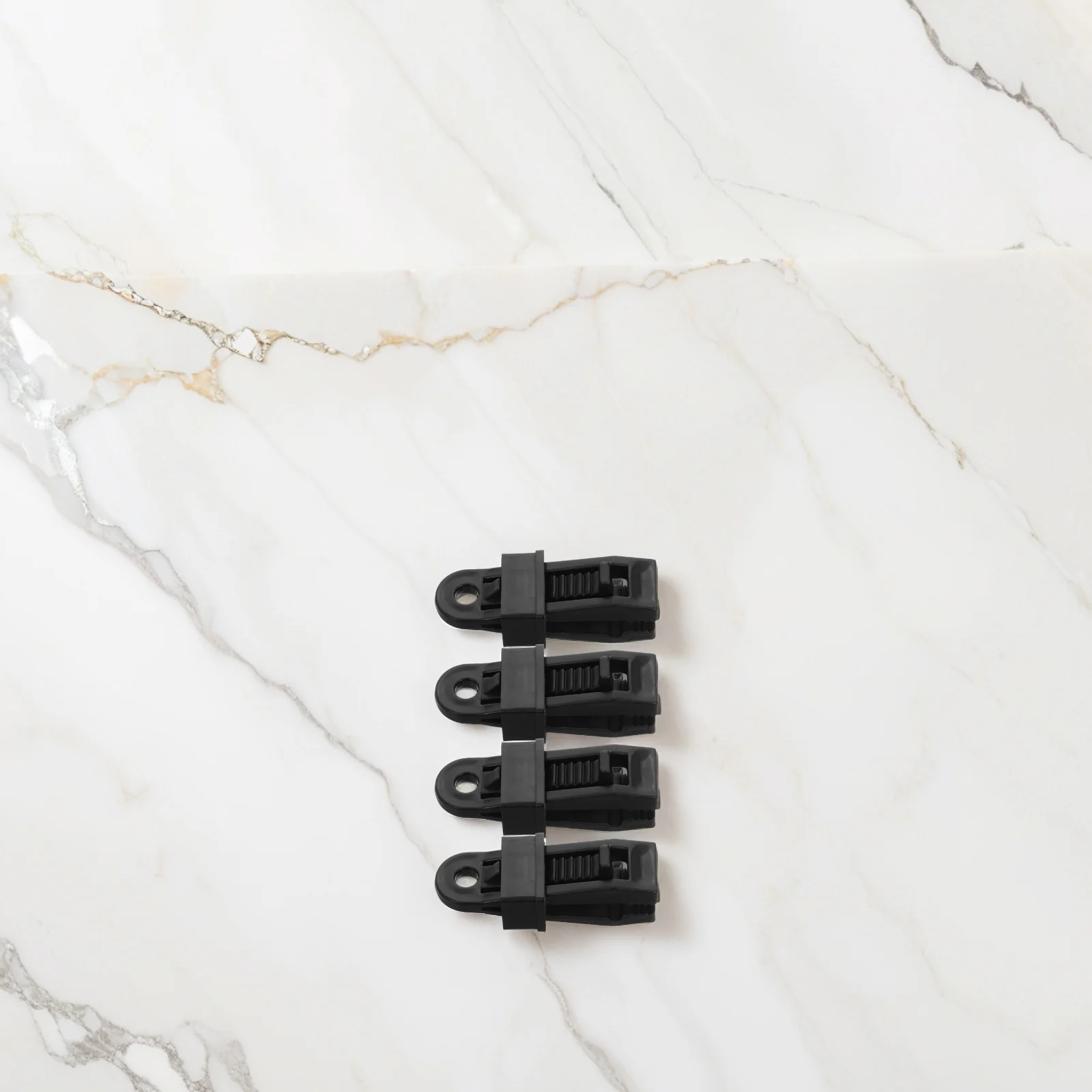 

5Pcs Tent Clips Tarp Clamp Heavy Duty Lock Grip Canopy Accessories Outdoor Tarp Clips Camping Set Tent Plastic Clamps for Tarps