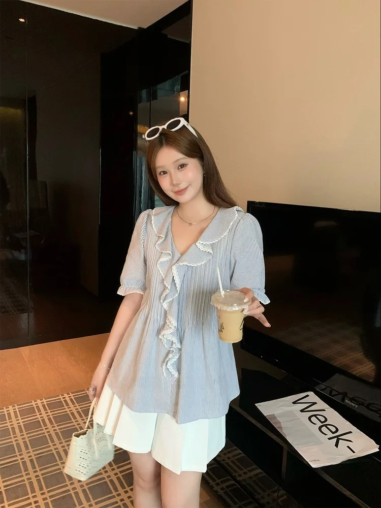 

Женская кружевная блузка больших размеров, весна-лето, свободный крой, V-образный вырез, короткий рукав, смесь хлопка и полиэстера, для полных женщин