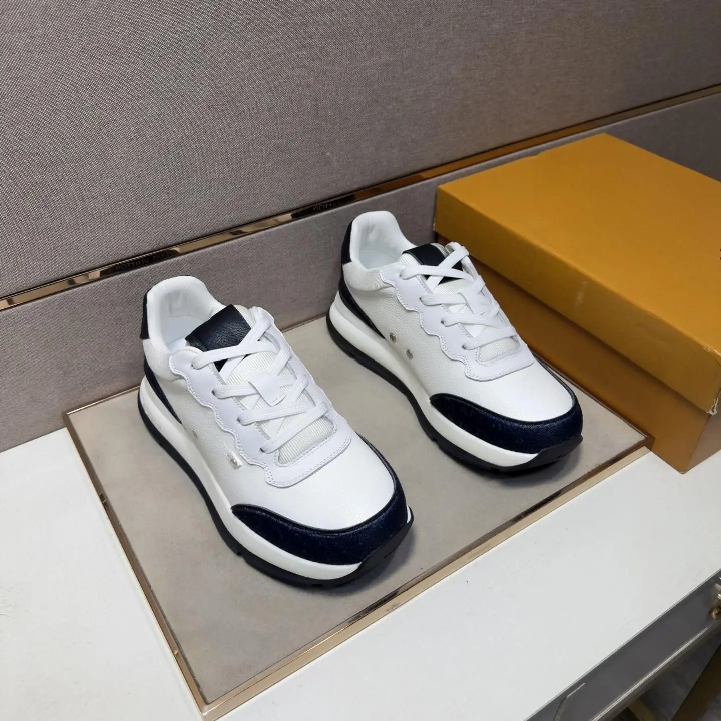 Unisex White Navy Color Block Running Sneakers, Faux Leather Wave Edge Panel Lace Up Thick Sole Casual Walking Shoes