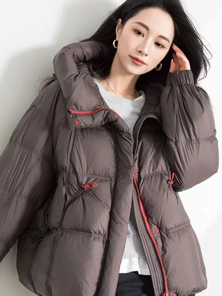 

Куртка в Корейском стиле, утолщенная хлопковая куртка с пышными перьями, женская зимняя новая свободная теплая модная куртка на молнии с капюшоном JJ1210