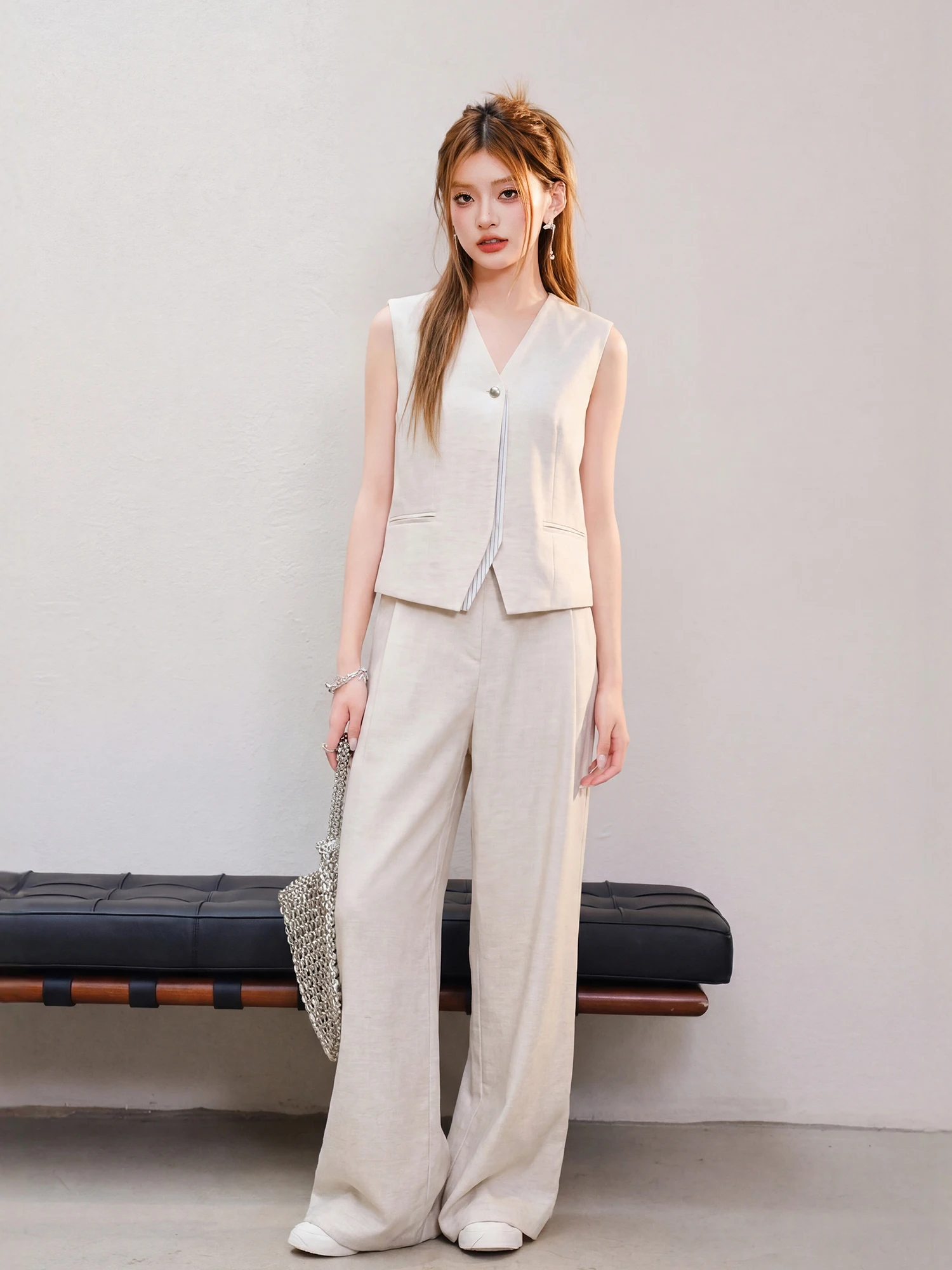 

MIUCO Linen Set V-Neck Blouse And Wide Leg Pants Two-Piece Casual Women's Fashion Ensemble High Waist Trousers Spring Season