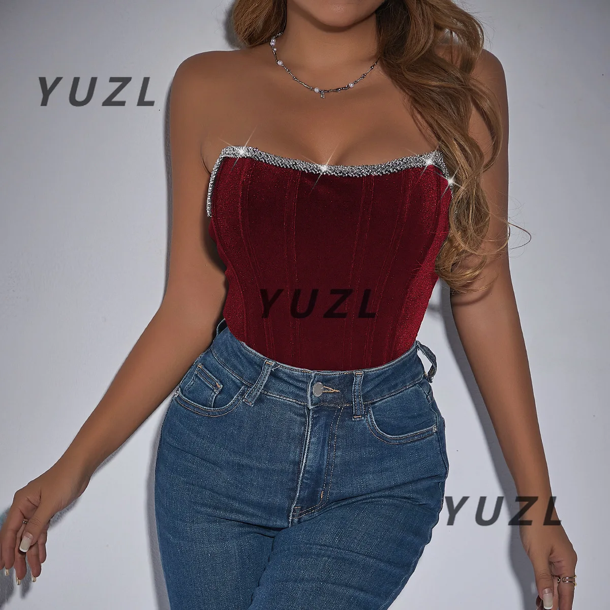 

2025 new European and American women's clothing high-end velvet with drill tube top fish bone slim and thin solid color onesie 6