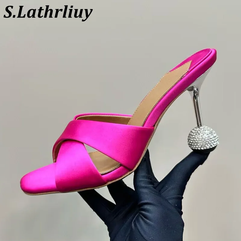 

2025 New Women's Open Toed Simple Versatile Slippers Shiny Crystal Heel Fashion Elegant Sandals Summer Banquet Dress Shoes