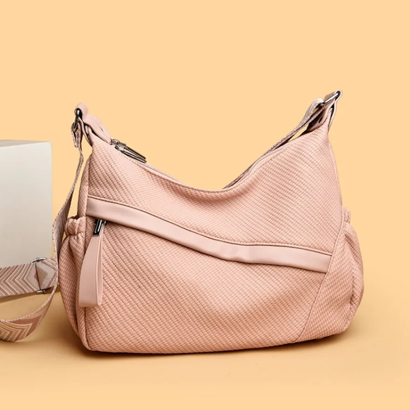 

High-End Minimalist Unique Shopper Bag With Trendy Letter Logo For Women Casual Business Leisure Fashionable Crossbody Tote