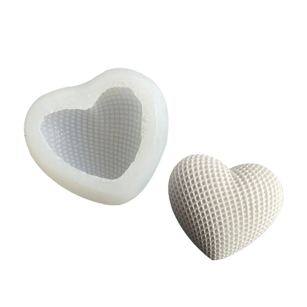 

Silicone Candle Mold 3D Grid Heart Shape Candle Soap Mould Mousse Chocalete Cake Mold Plaster Resin Ornament Making Tool