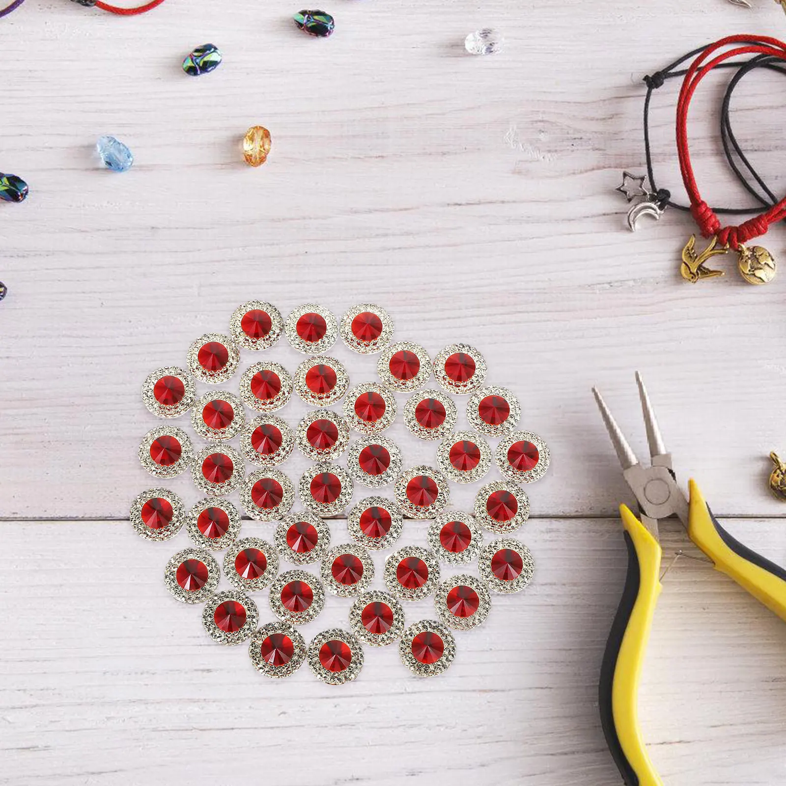 

40Pcs Red Rhinestones for Bedazzling DIY Craft Resin Flatback Decorations Sparkling Rhinestone Kit for Jewelry Nail Art Clothing