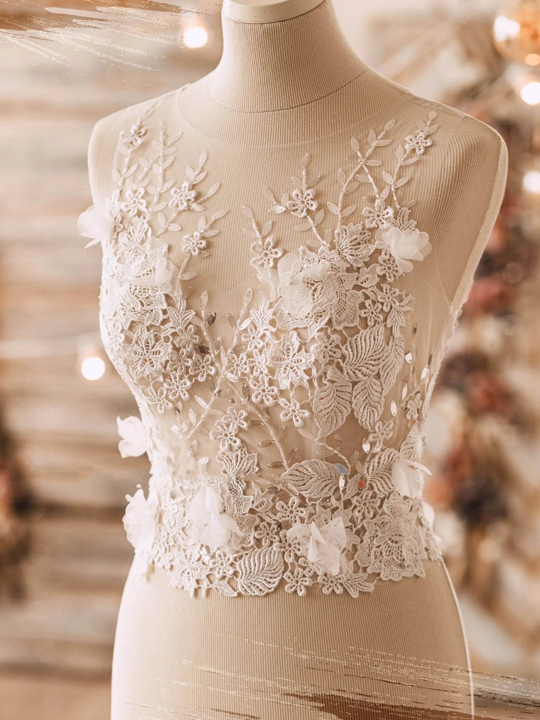 Gorgeous O Neck Jacket Appliques Lace Sequins Button Bride Jackets For Strapless Bridal Dress Wedding  Accessories Custom Made