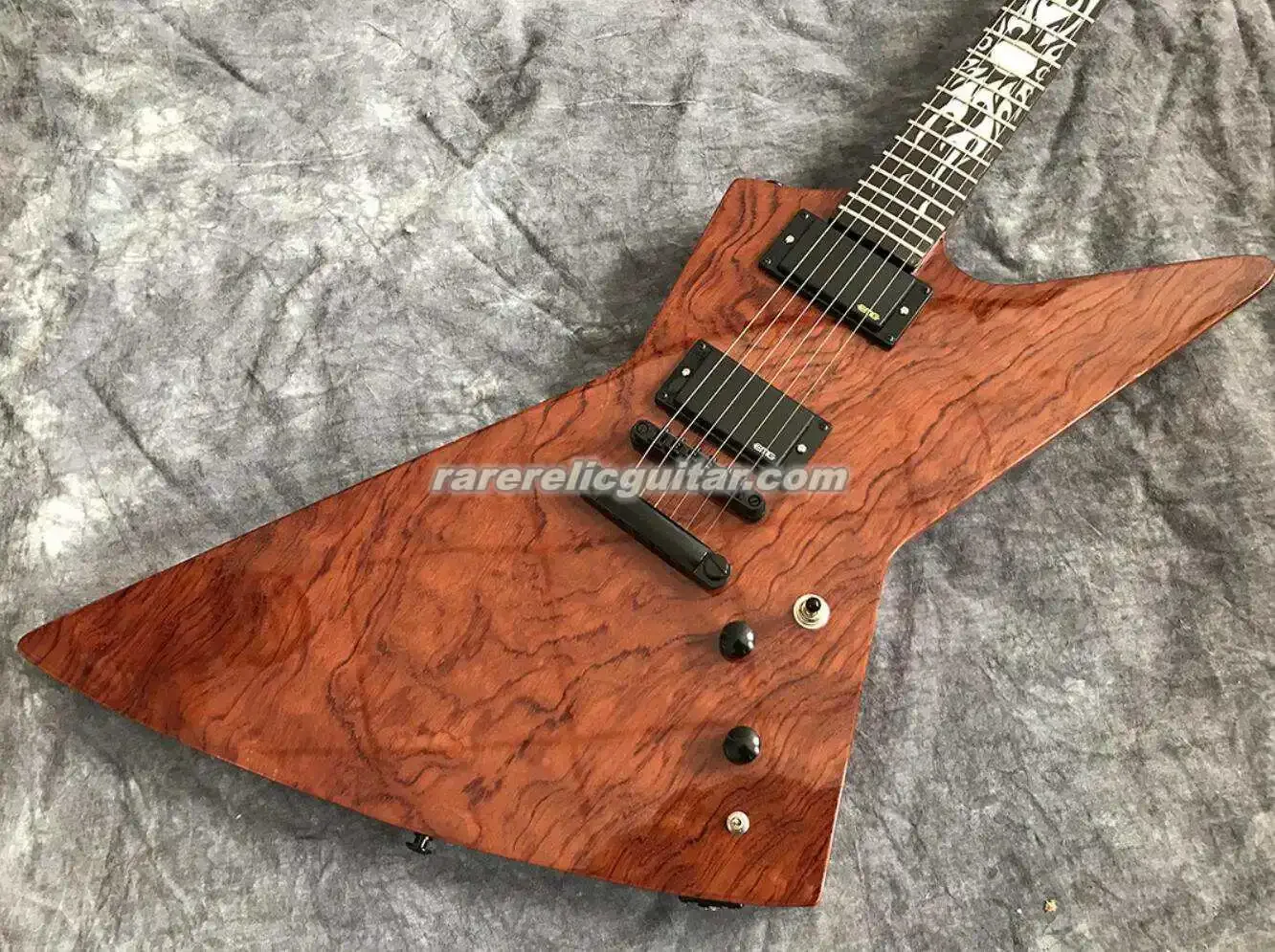 In Stock James Quilted Bubinga Top Brown EX Electric Guitar Mahogany Body Sun Ray Inlay China EMG Pickups Black Hardware