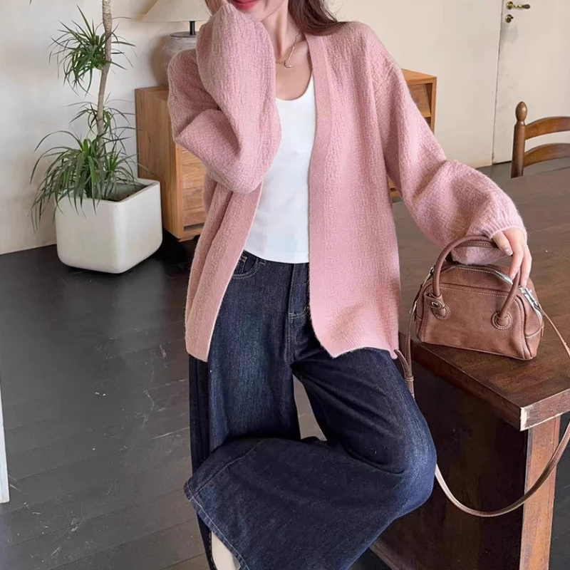 

Autumn and Winter New Lazy Style Bark Pattern Fashionable Versatile Loose Mid-length Puff Sleeve Knitted Coat.