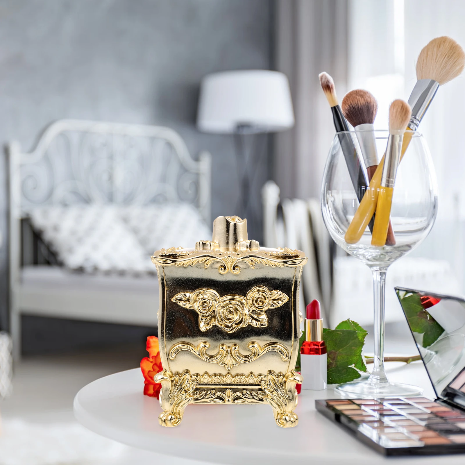 

Holder Carved Cotton Pad Box Decorative Boxes with Lids Storage Makeup Pads Container