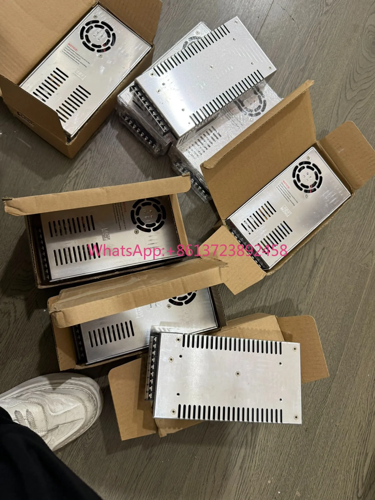 

Taiwan Mingwei NES-350-24 switching power supply 350W 24V 14.6A high quality