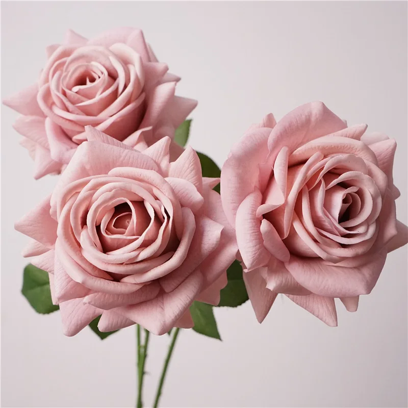 

2Pcs High-end Moisturizing Rose Real Touch Artificial Flowers Home Decoration Roses Wedding Flower Arrangement Party Bridal Bouq