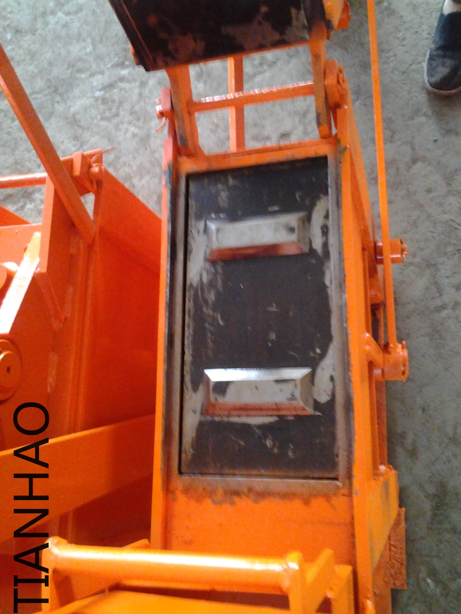 Cheapest Manual Clay Brick Pressing Machine QMR1-40 Soil Interlocking Block Making Machine