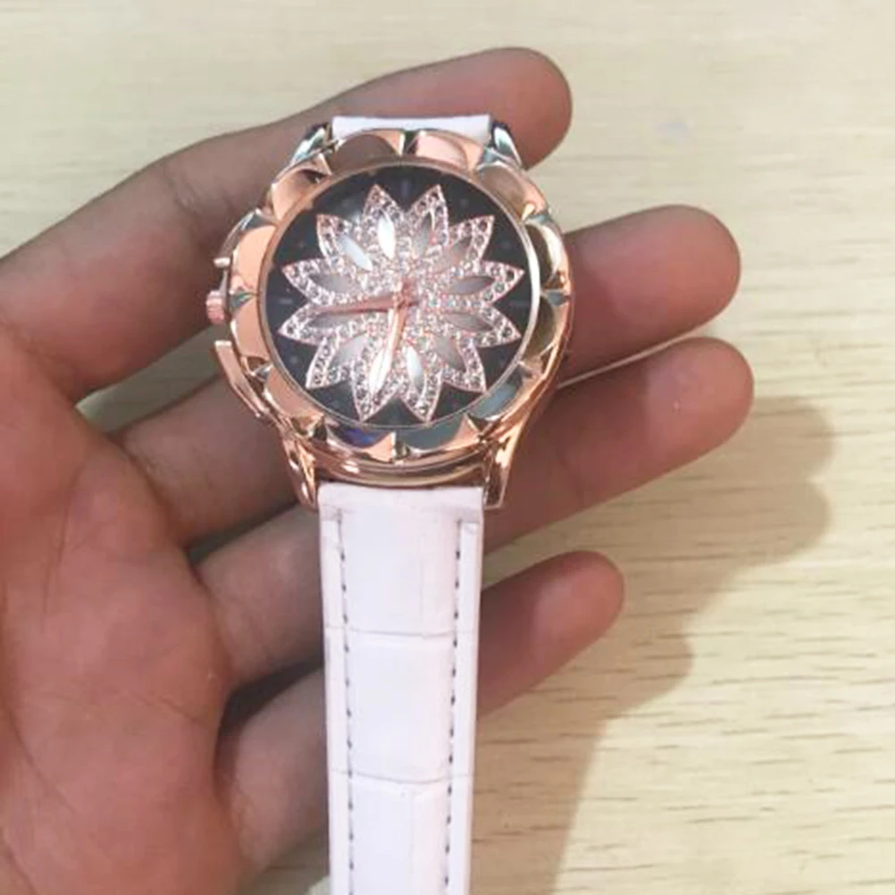 

Women Fashionable Rhinestone Watch Elegant Alloy Quartz Wristwatch Symbol Beautiful Watch Jewelry for Ladies (White)