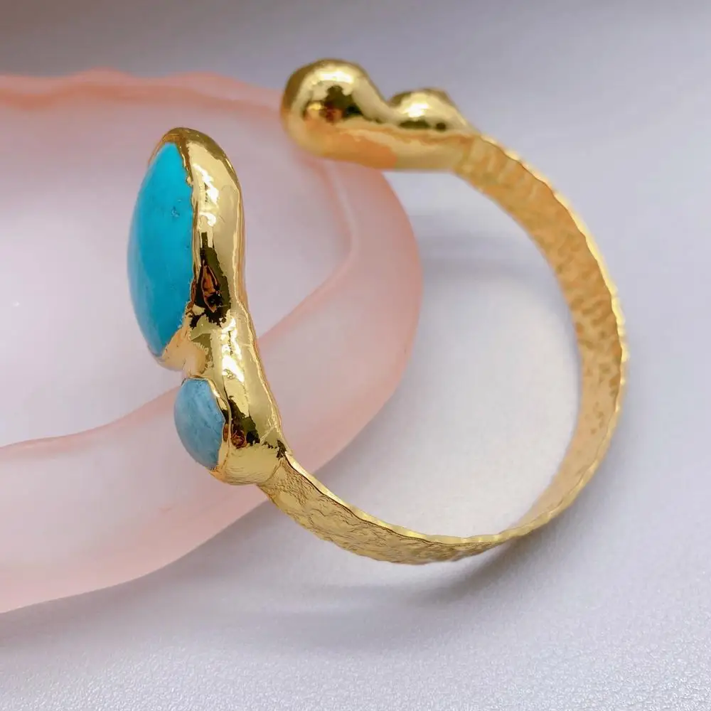 YYGEM 14mm Cultured White Pearl 26mm Blue Turquoise Green Amazonite Gold Plated Bangle Bracelet