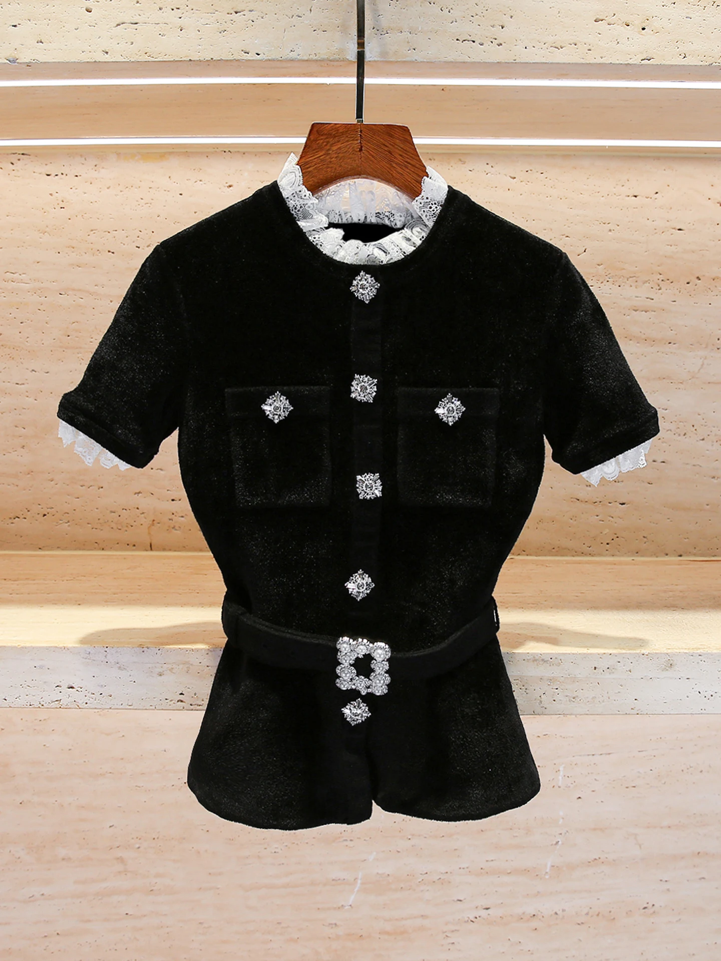 

SP Home South Oil High-End Women's Autumn 2025 ort Velvet Cardigan Coat with Waist-Cinching Features in Golden Velvet