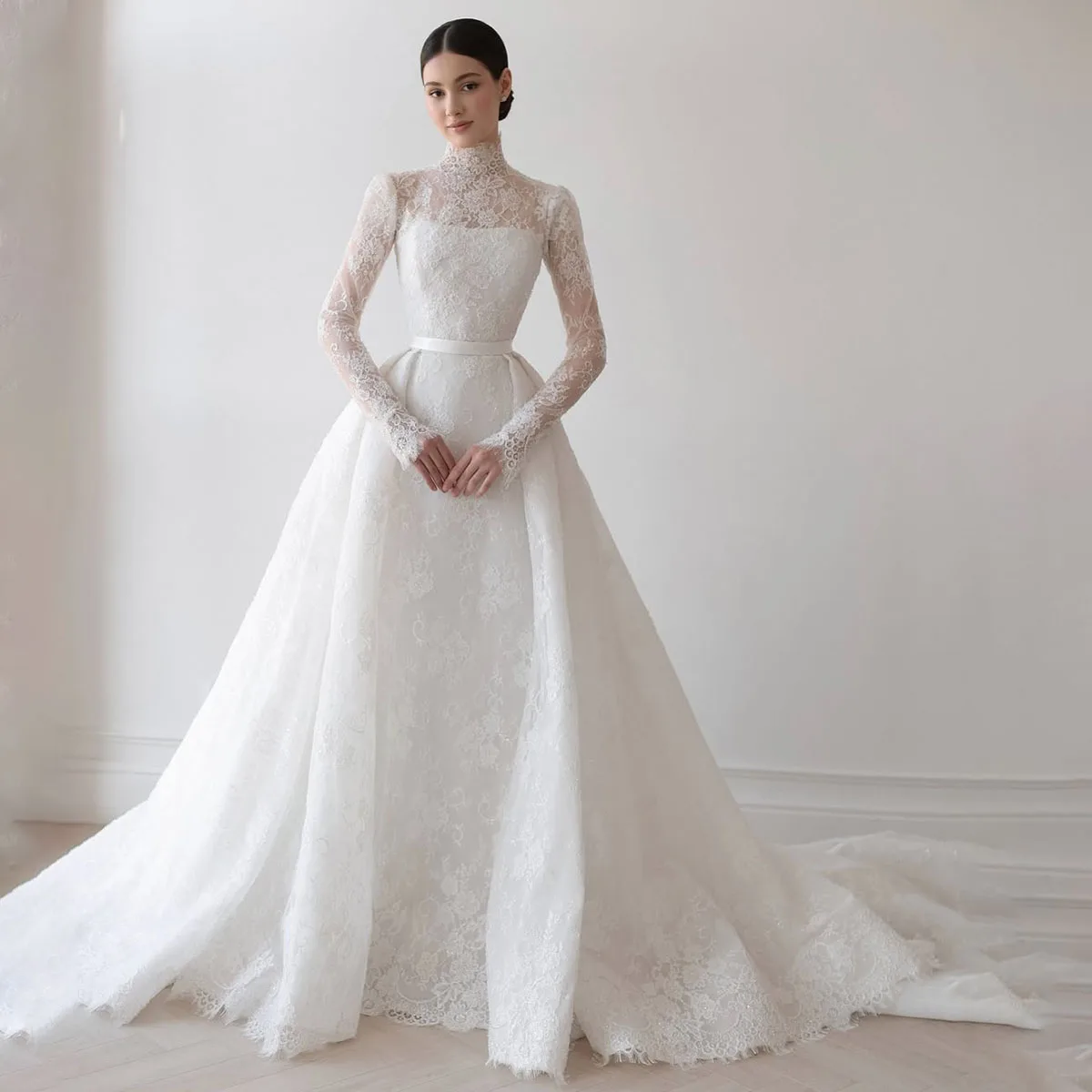 Customised Luxury Lace A Line Wedding Dress For Girls Sleeveless  Flower Vestido de novia Elegant Floor-Length Bridal Dress