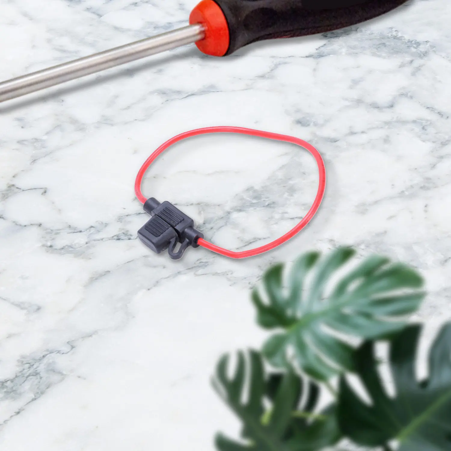 جديد-1 قطعة 14AWG سلك في خط سيارة شفرة صغيرة فيوز حامل 20A و 1 مجموعة 18 COB LED ضوء لمبة لوحة + محولات T10 اكليل