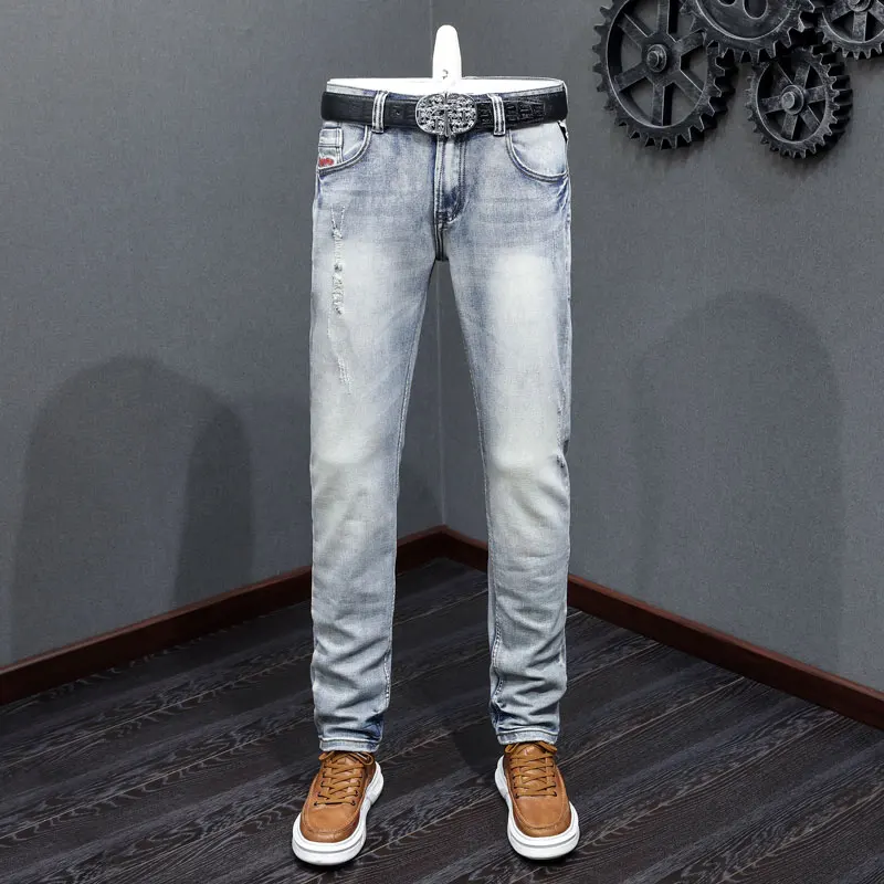 

Fashion Vintage Men Jeans High Quality Retro Light Blue Stretch Slim Fit Ripped Jeans Men Embroidery Designer Denim Pants Hombre