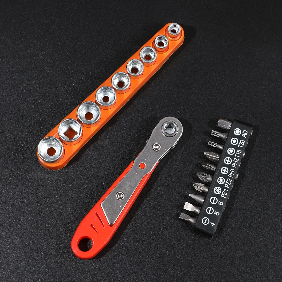 hit productDouble-sided 36-tooth Ratchet Screwdriver Is Ideal for Repair Work in Confined Areas.