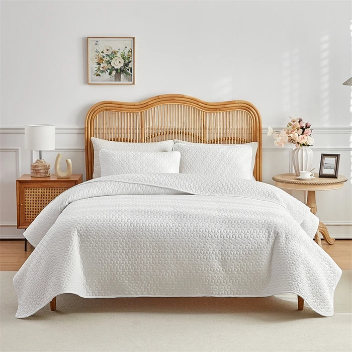 Pure White Quilted Polyester 3-Piece Bed Coverlet Set with Pillowcases - Ultra Soft Quilted White Bedspread
