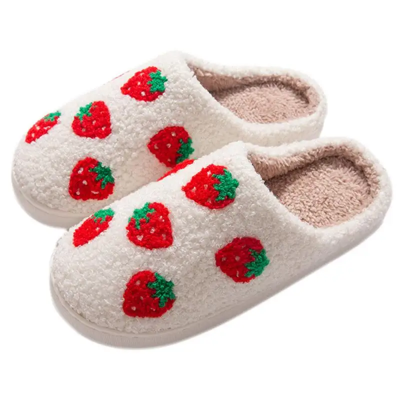 

Strawberries Couple Cotton Slippers Home Indoor Cartoon Platform Slides Ladies 2024 Designer Warm Comfortable Winter Shoes Women