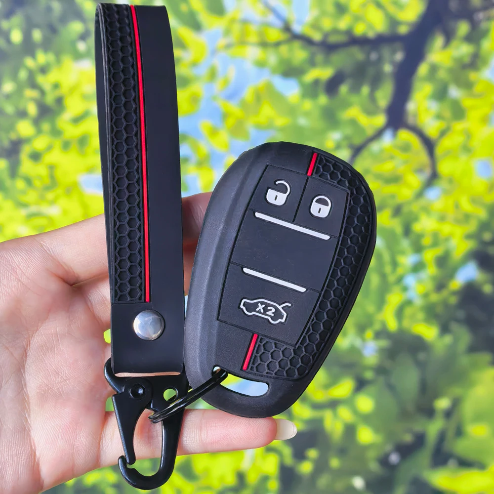 Non‑Deform Elastic Soft Silicone Key Cover With Keychain For Alfa Romeo Stelvio Giulia 2017 2018 Car Remote Accessories