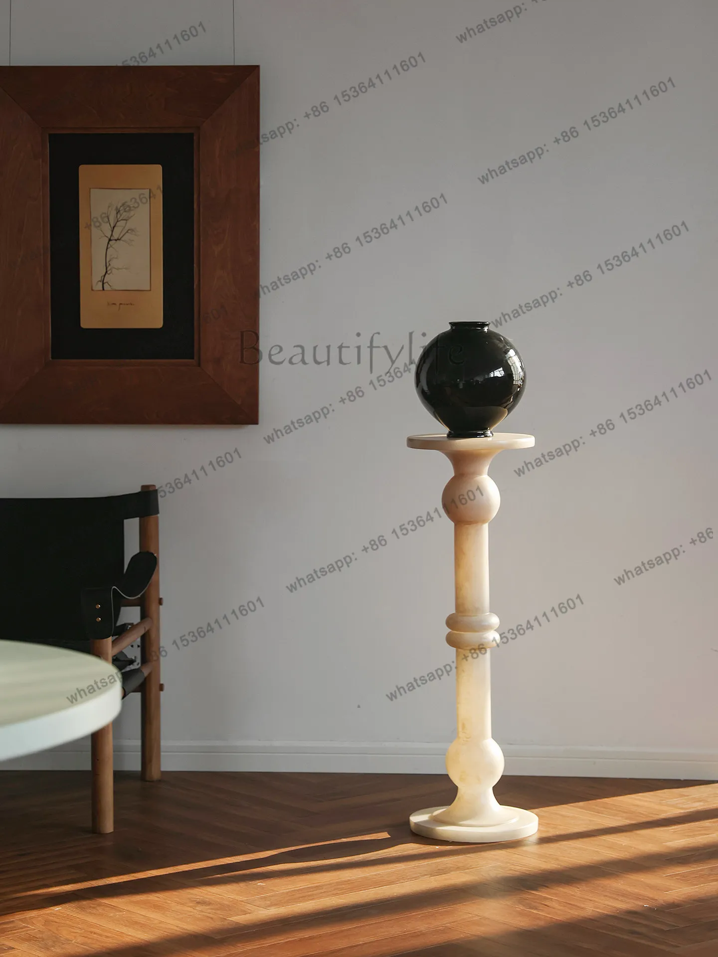 

French medieval imitation jade column pier light luxury retro living room corner sculpture table ornament